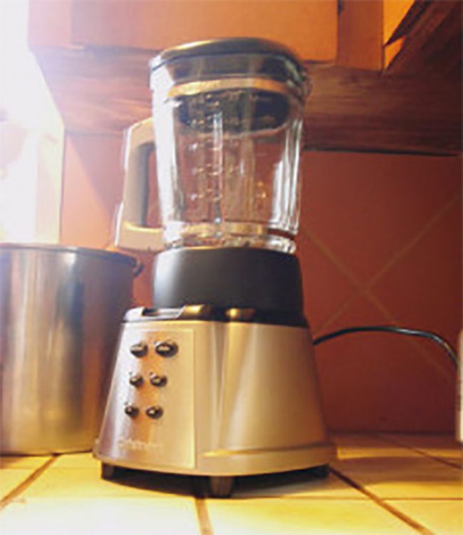 blender on a kitchen counter